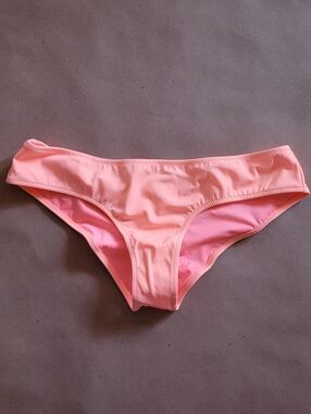 New VS Cheeky Ruched Bikini Bottoms